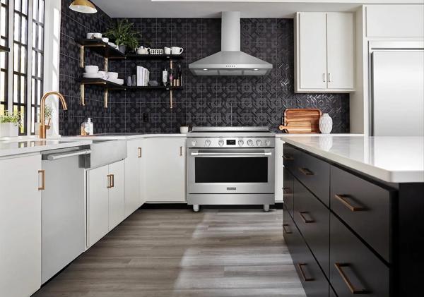 Frigidaire FHWC3675LS 36-Inch Canopy Wall-Mounted Hood